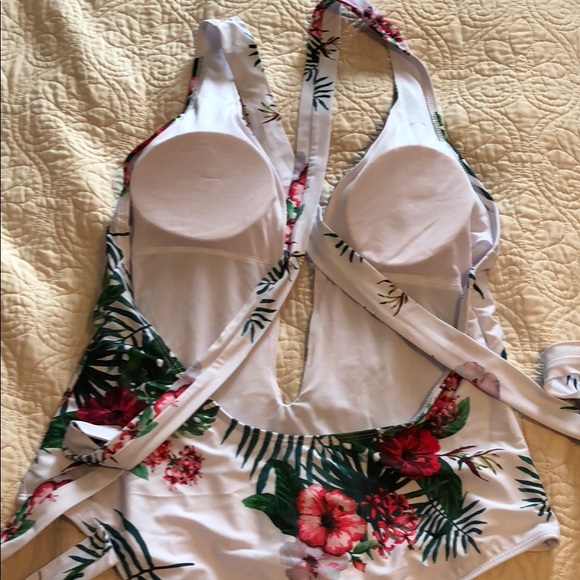Floral One Piece Swimsuit - Picture 4 of 5
